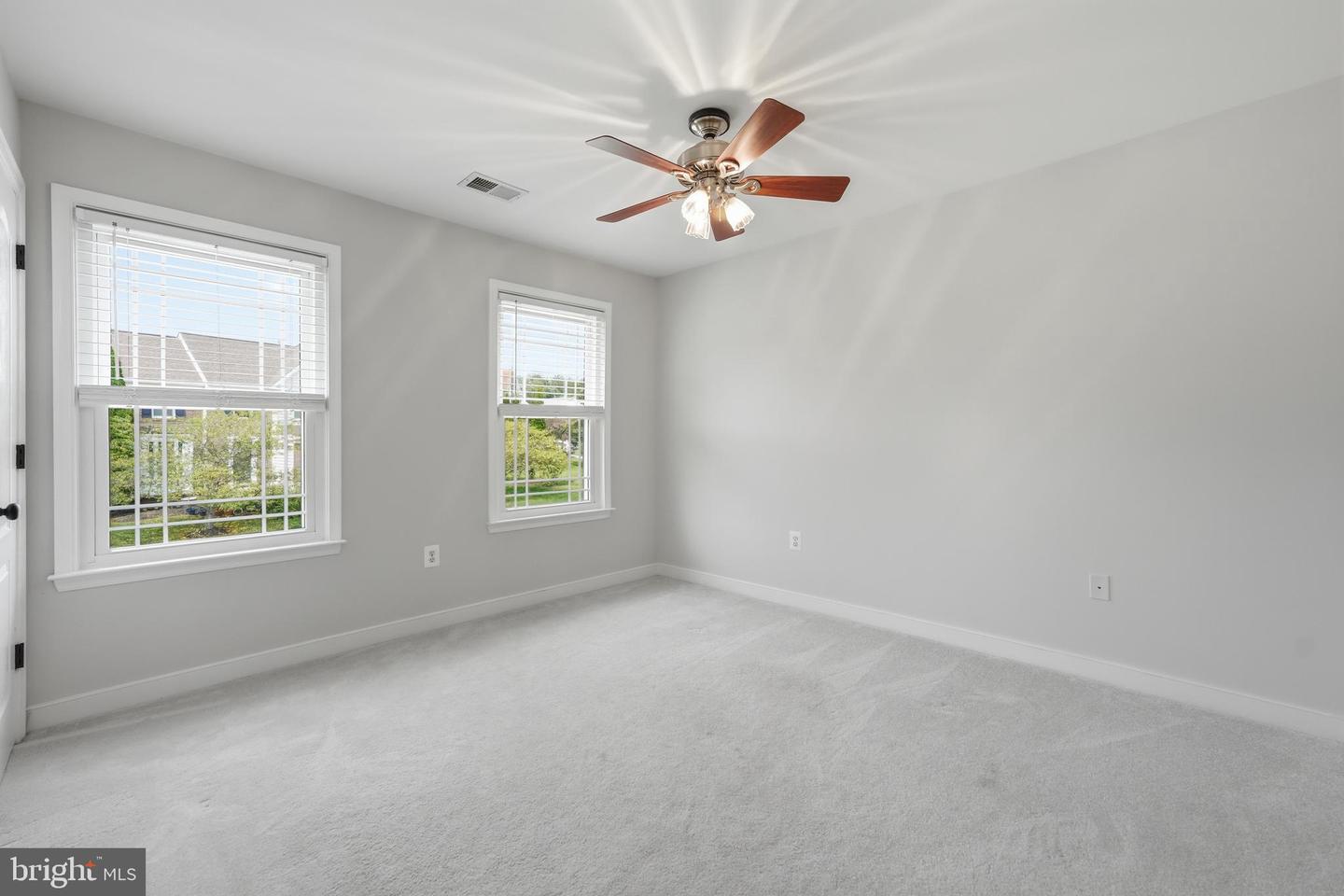 5656 Northton Ct Property Photo 23