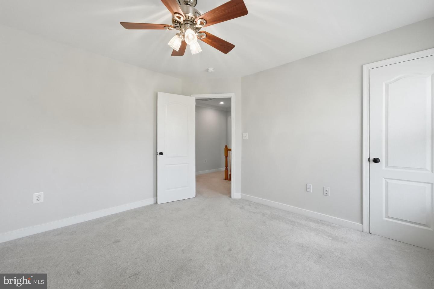 5656 Northton Ct Property Photo 24