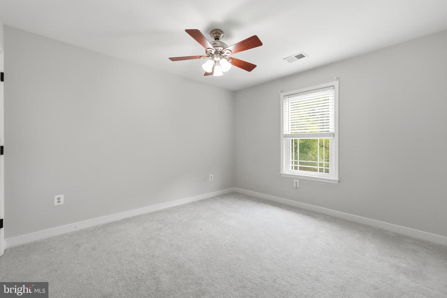 5656 Northton Ct Property Photo 26