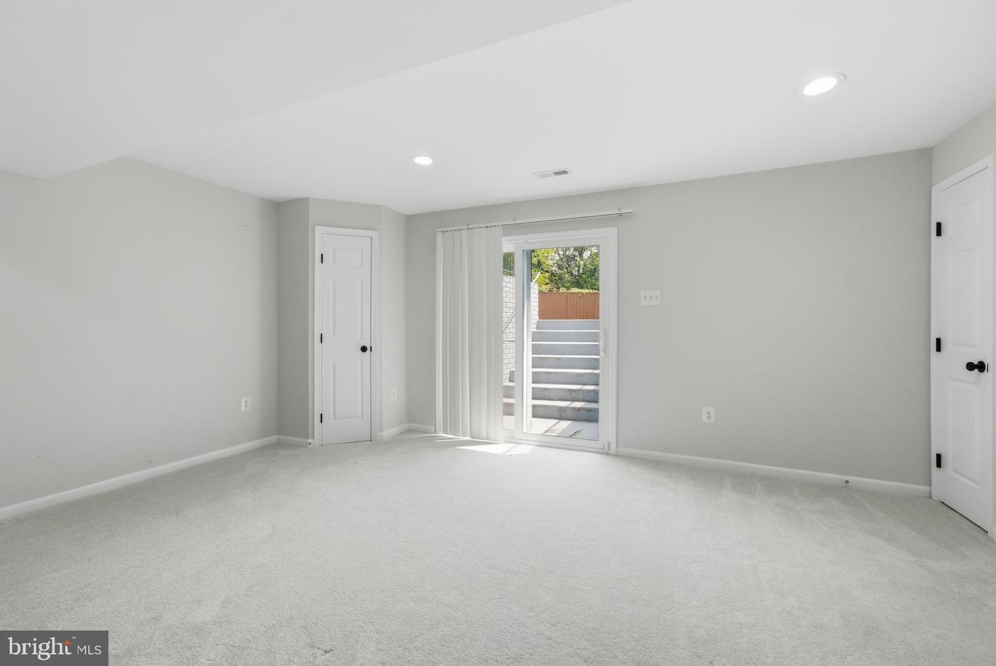 5656 Northton Ct Property Photo 41