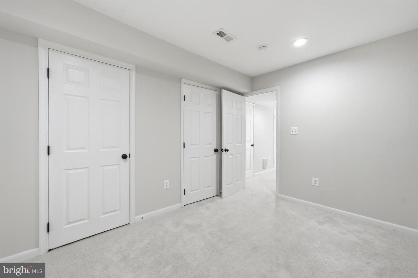 5656 Northton Ct Property Photo 44