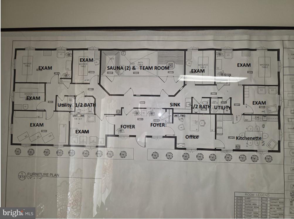 10640 Crestwood Drive Property Photo 3