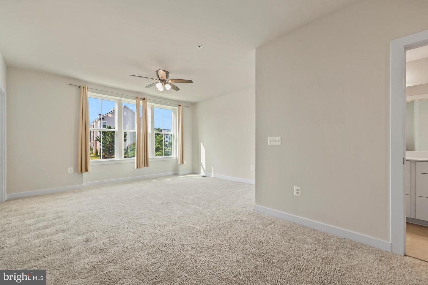 1733 Dunnington Pl Property Photo 14