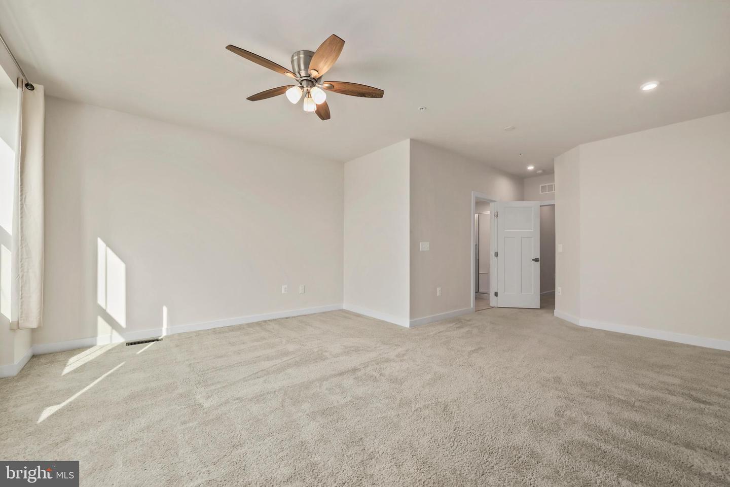 1733 Dunnington Pl Property Photo 15