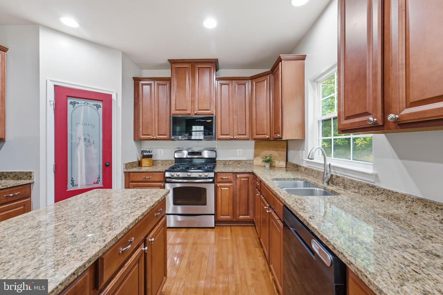 13722 Abbey Manor Ln Property Photo 30