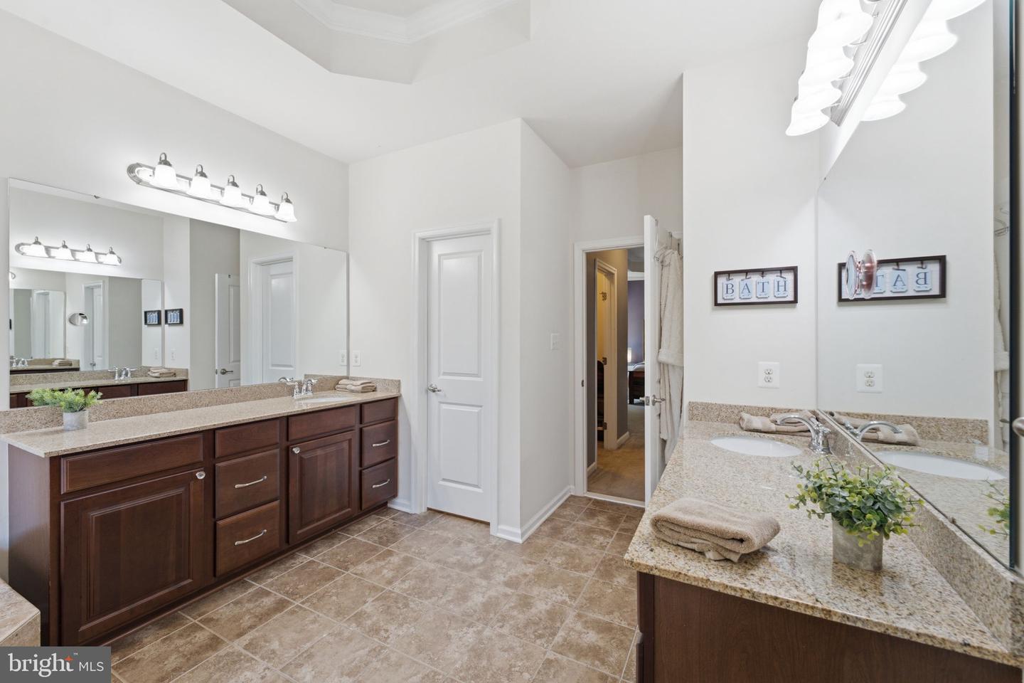13722 Abbey Manor Ln Property Photo 50