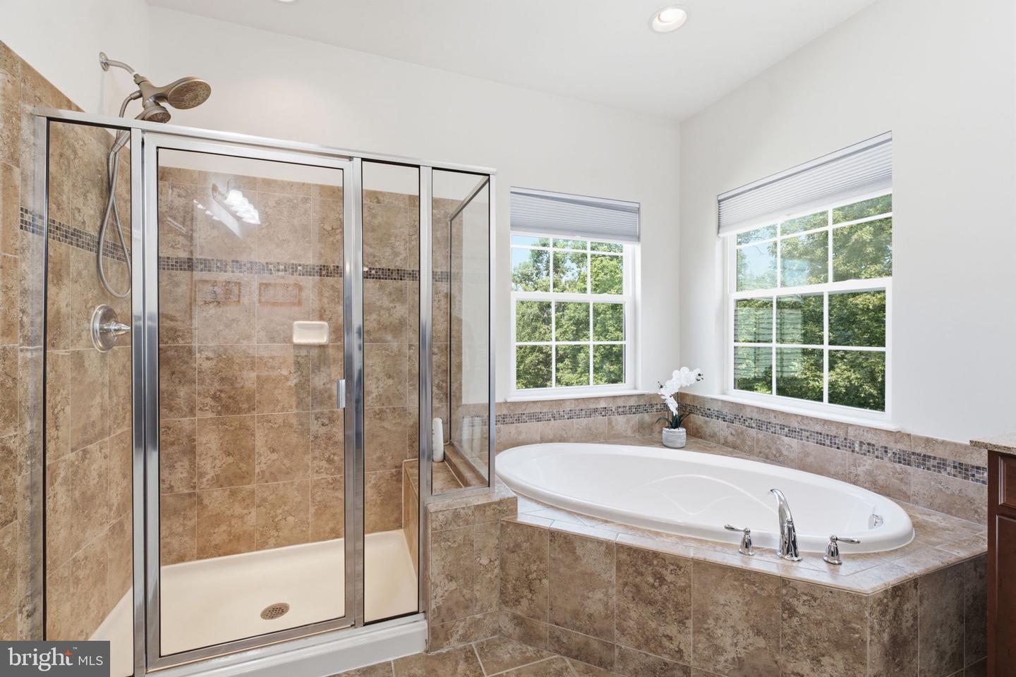 13722 Abbey Manor Ln Property Photo 51