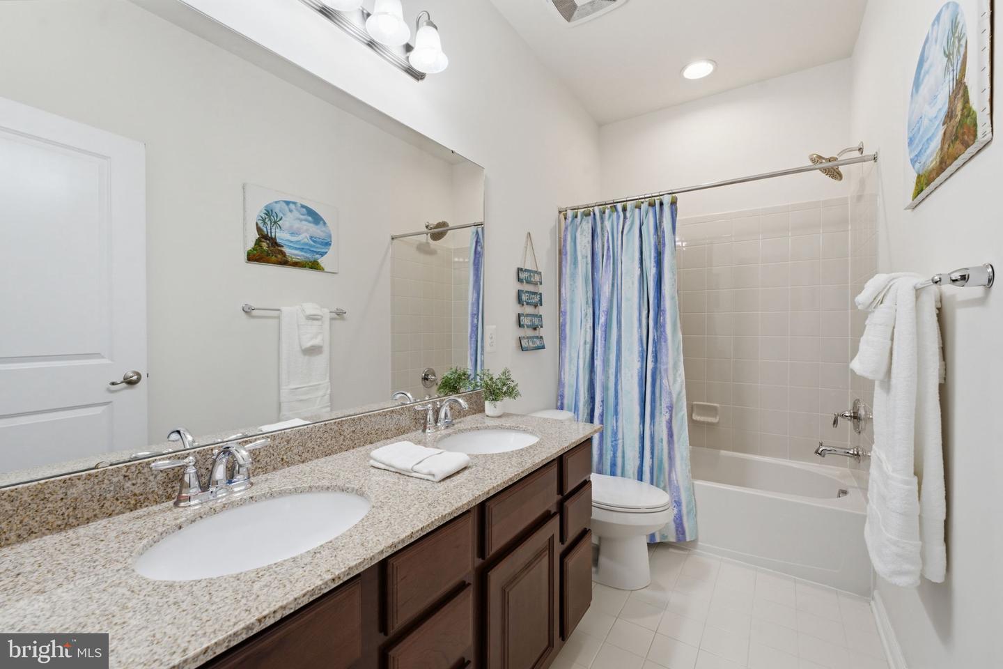 13722 Abbey Manor Ln Property Photo 58