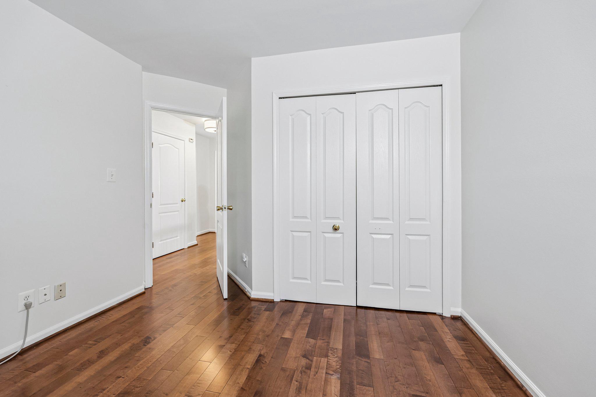 13364 Ferry Landing Ln Property Photo 27