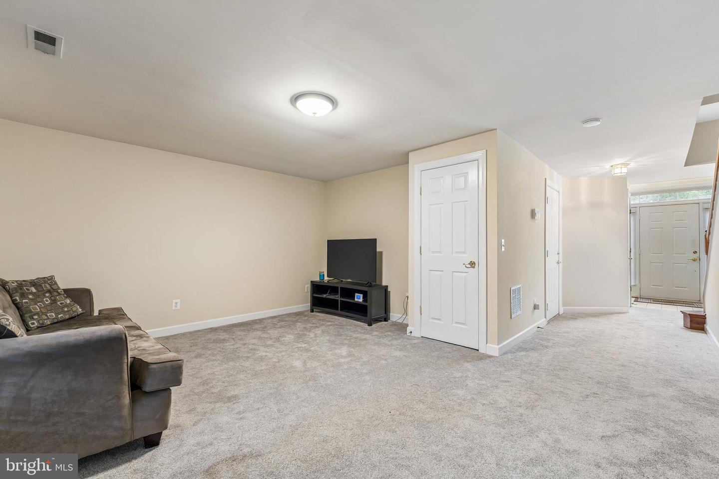 14090 Malta St Property Photo 12