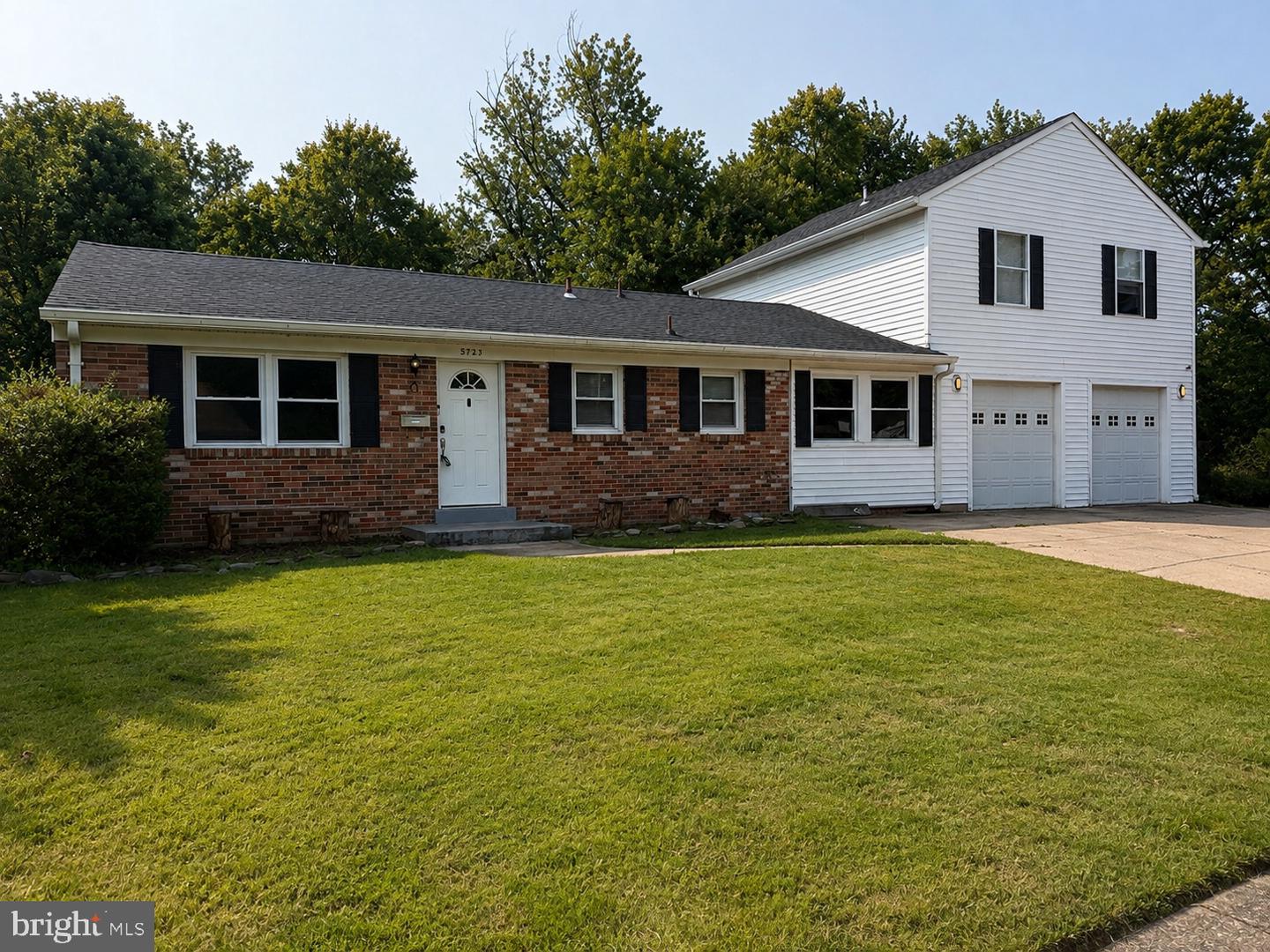 3723 Forestdale Ave Property Photo 2