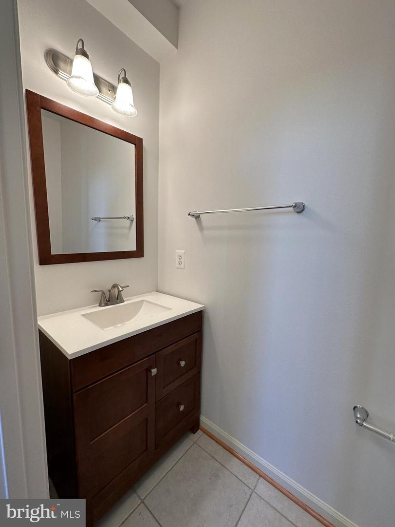 13758 Restina Rd Property Photo 20