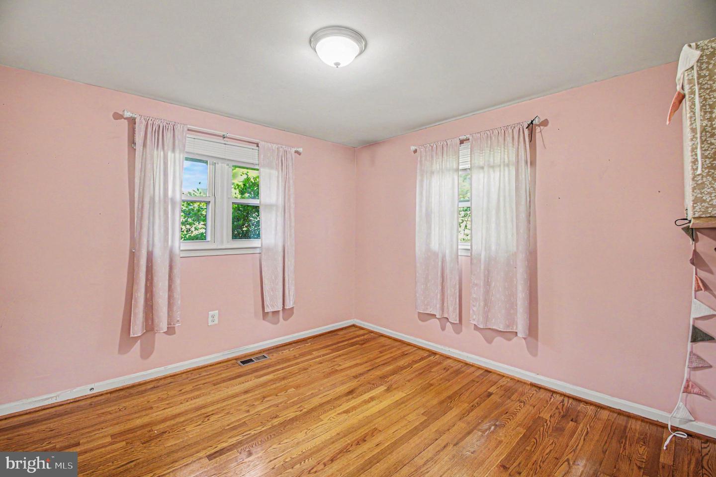 7409 Lake Dr Property Photo 9