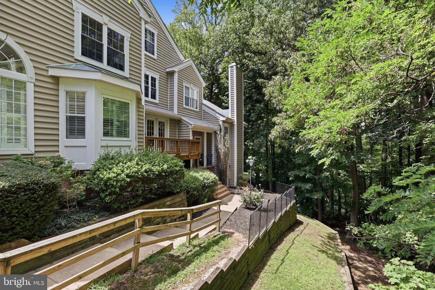 315 OVERLOOK DR #315