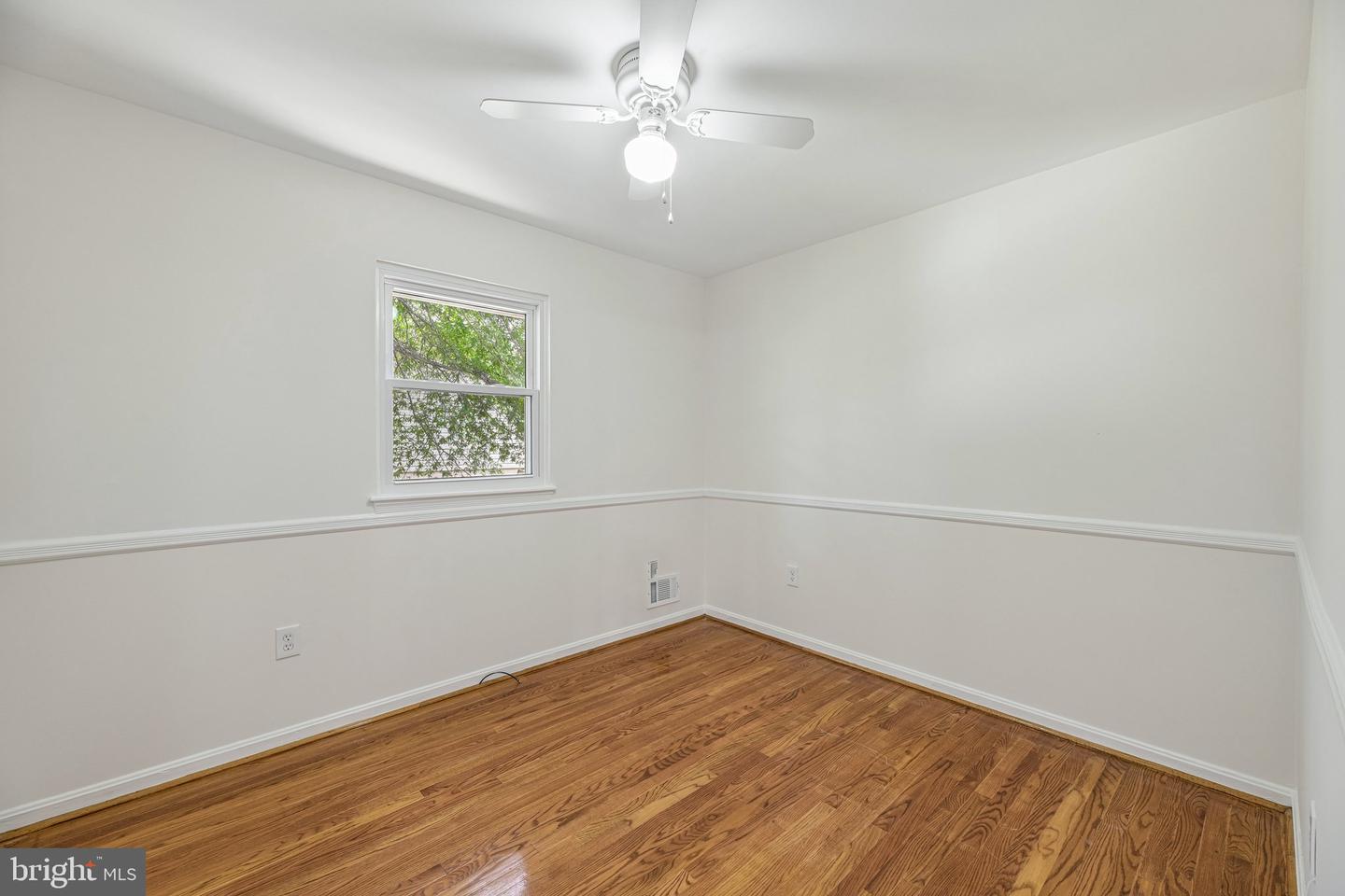 3004 Jamestown Ct Property Photo 34
