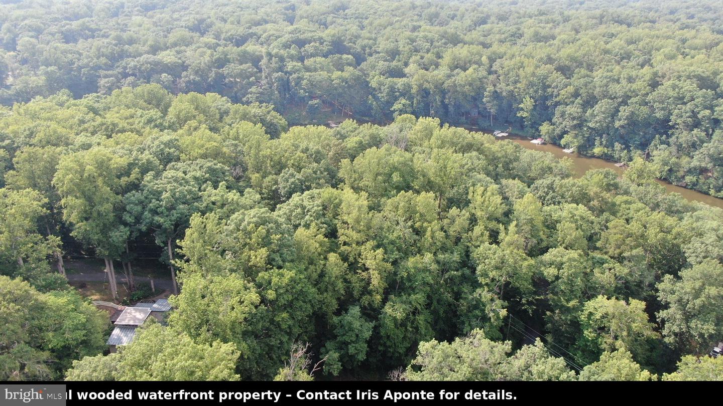 11757 Stanbaugh Ln Property Photo 4