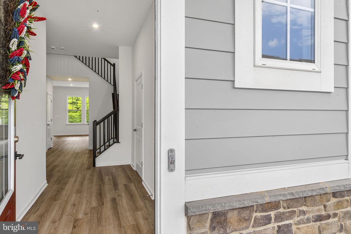 18270 Moss Garden Rd Property Photo 4