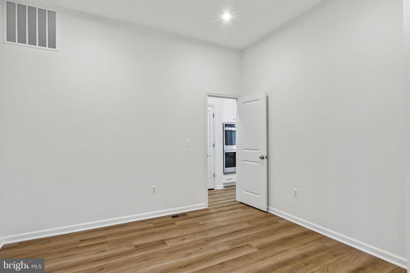 18270 Moss Garden Rd Property Photo 22