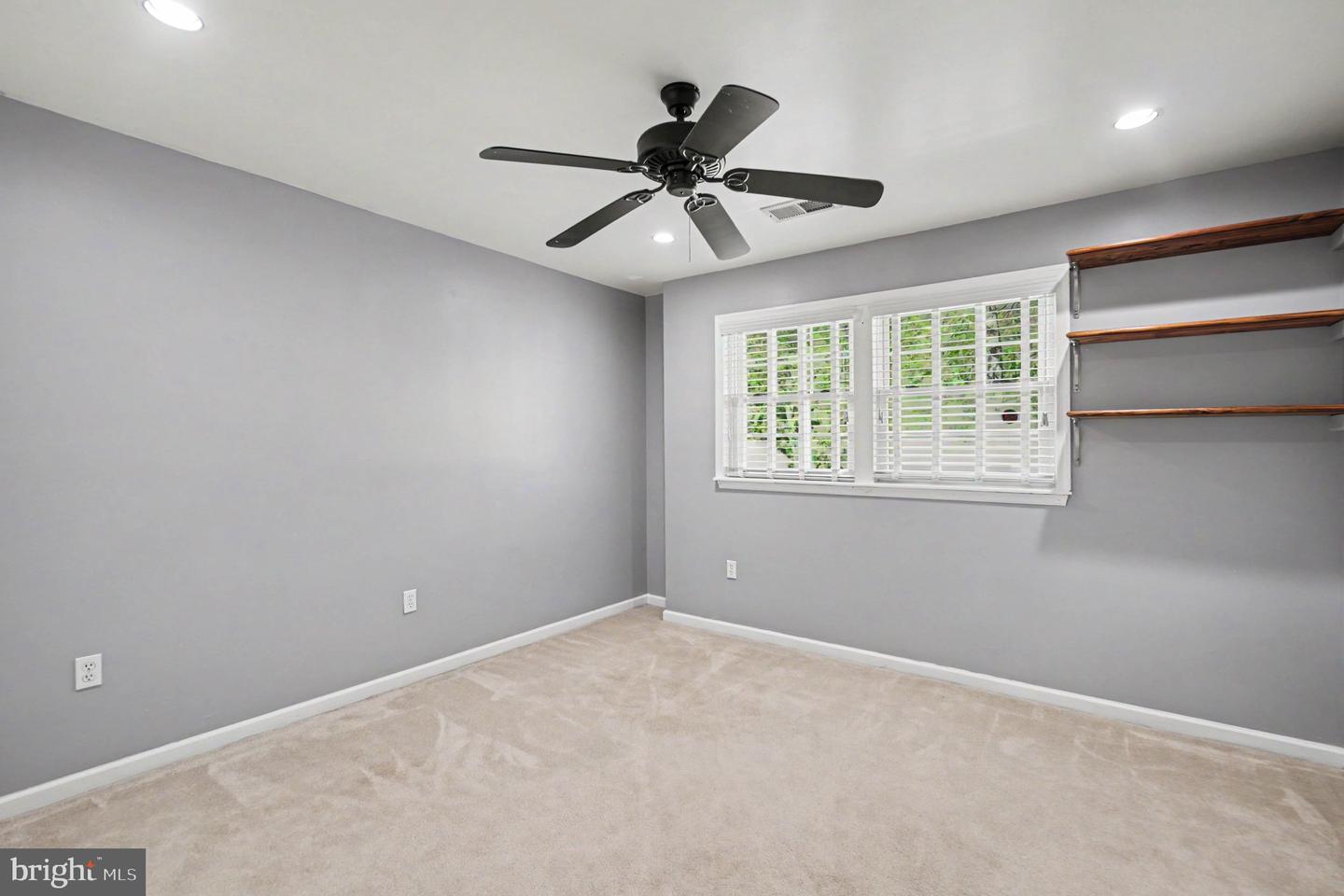 14337 Belleville Ave Property Photo 32