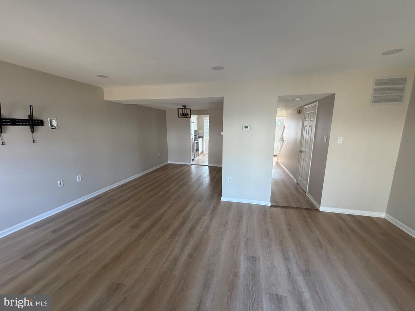 12120 Stoneford Dr Property Photo 8