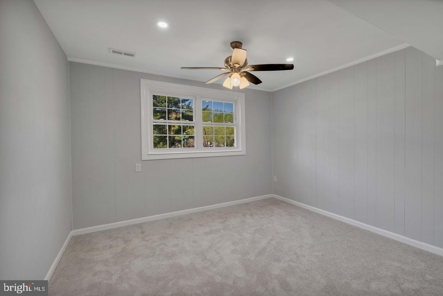 14079 Geraldine Ct Property Photo 3