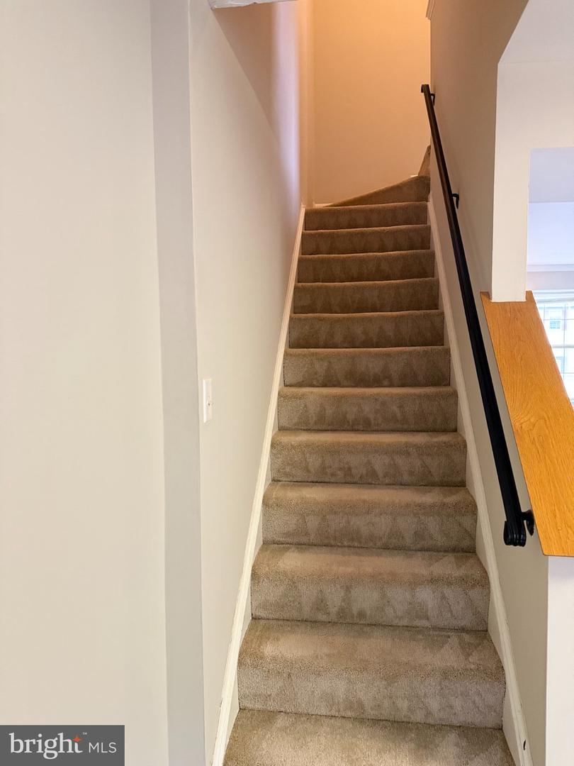 3153 Antrim Cir Property Photo 7