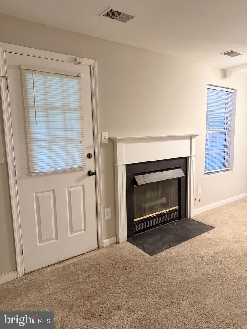 3153 Antrim Cir Property Photo 13