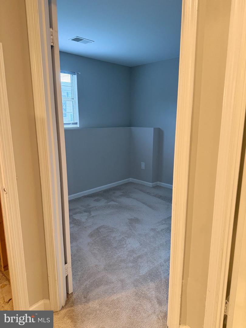 3153 Antrim Cir Property Photo 15