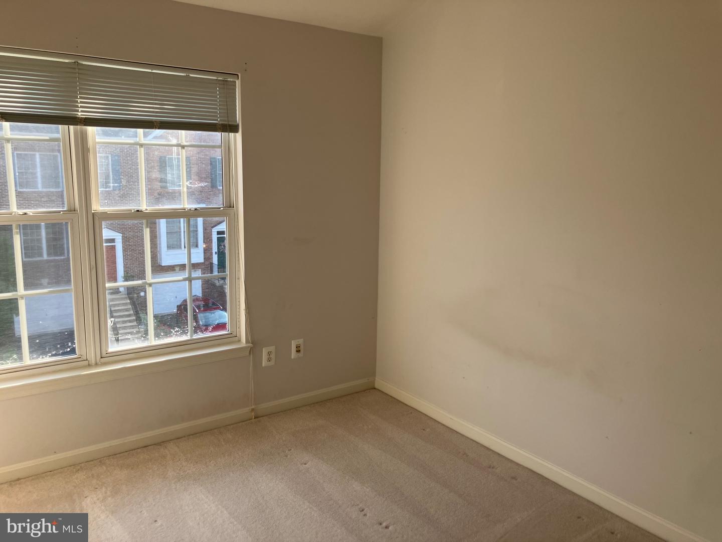 6357 Cullen Pl Property Photo 2