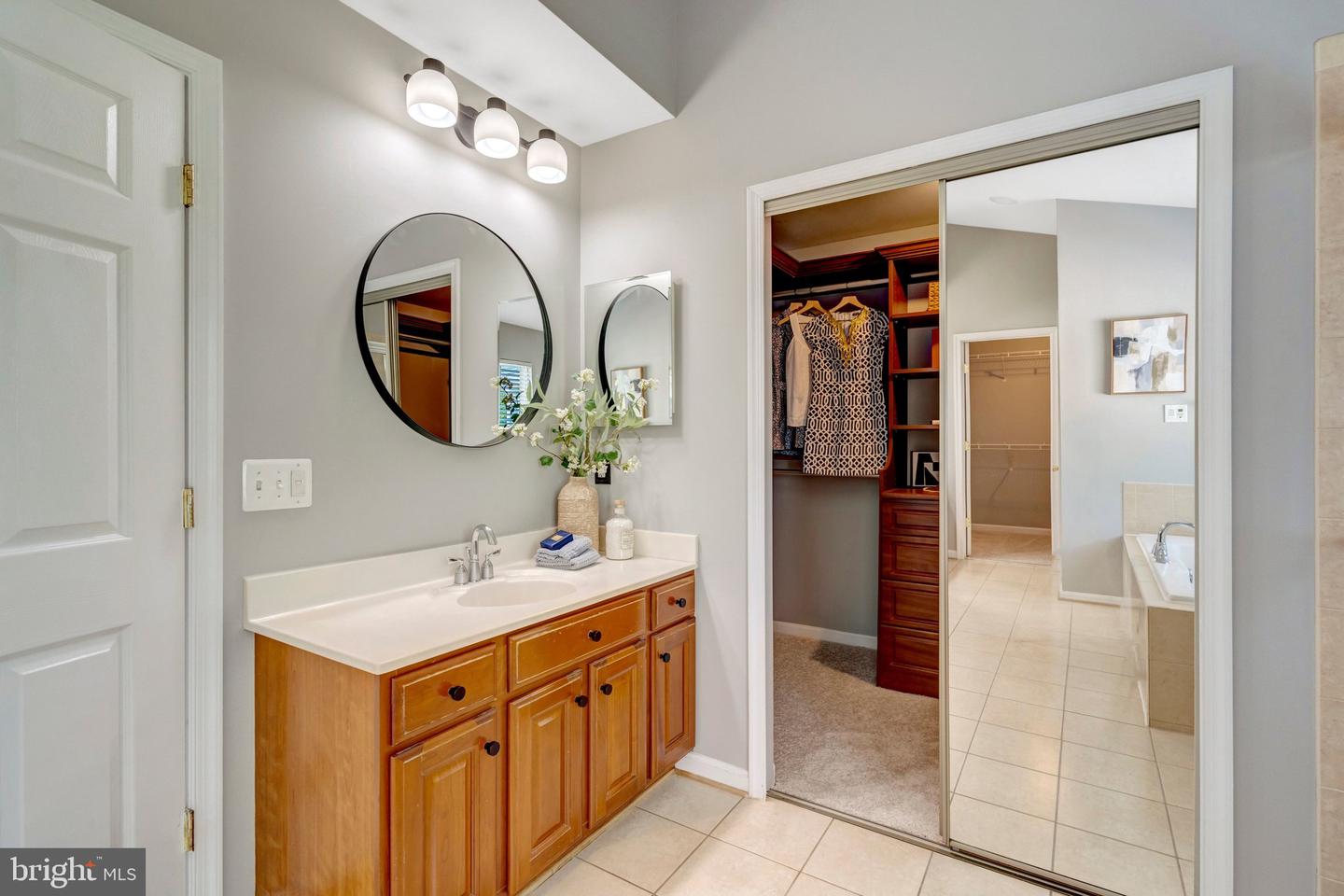 15443 Milton Hall Pl Property Photo 57