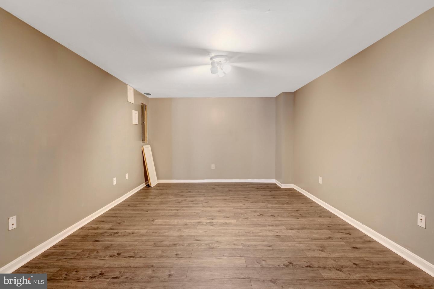 15443 Milton Hall Pl Property Photo 77