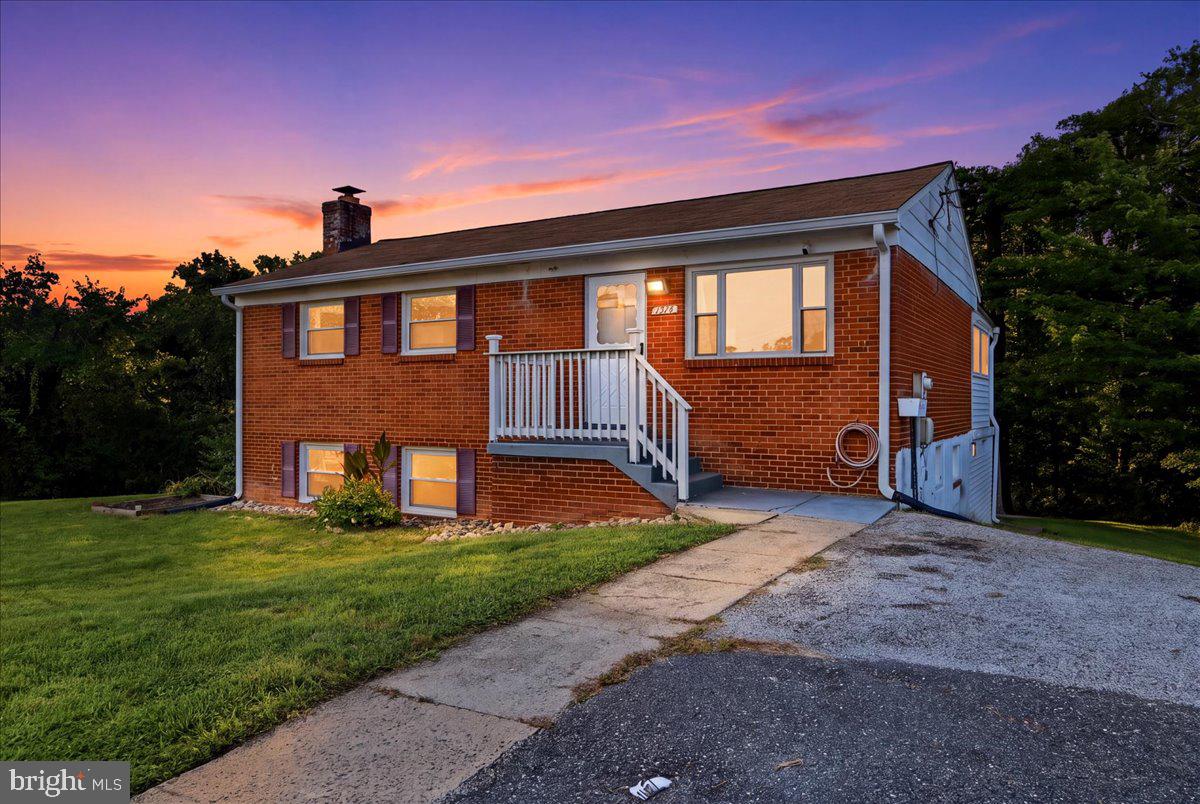 14716 Anderson St Property Photo 1
