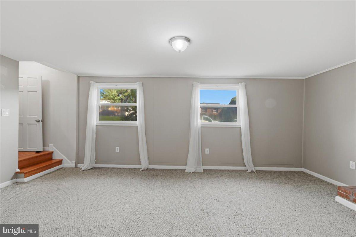 14716 Anderson St Property Photo 27