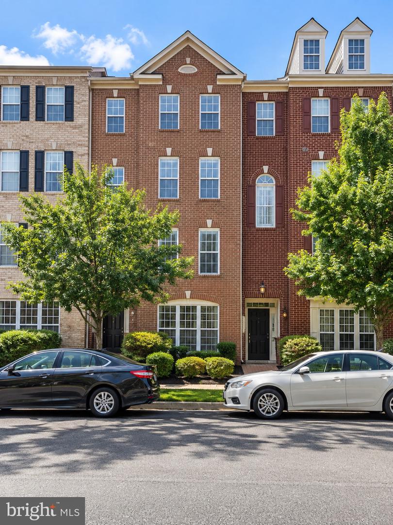 15112 KENTSHIRE DR #447 Property Photo 1