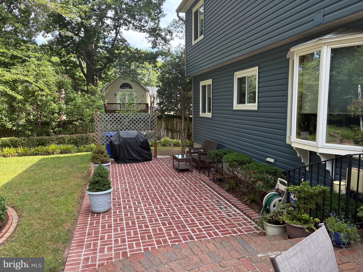 16063 Laconia Cir Property Photo 4