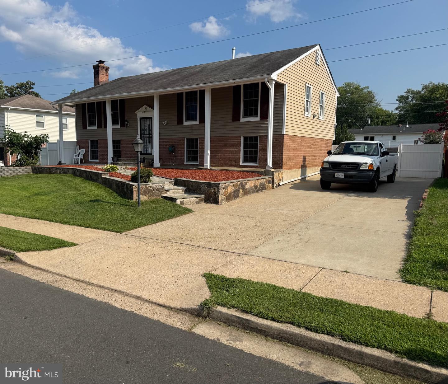 9716 Copeland Dr Property Photo 4