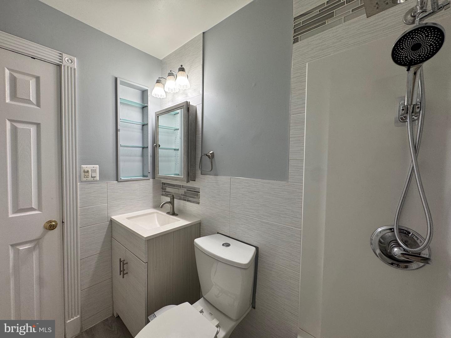 9716 Copeland Dr Property Photo 32