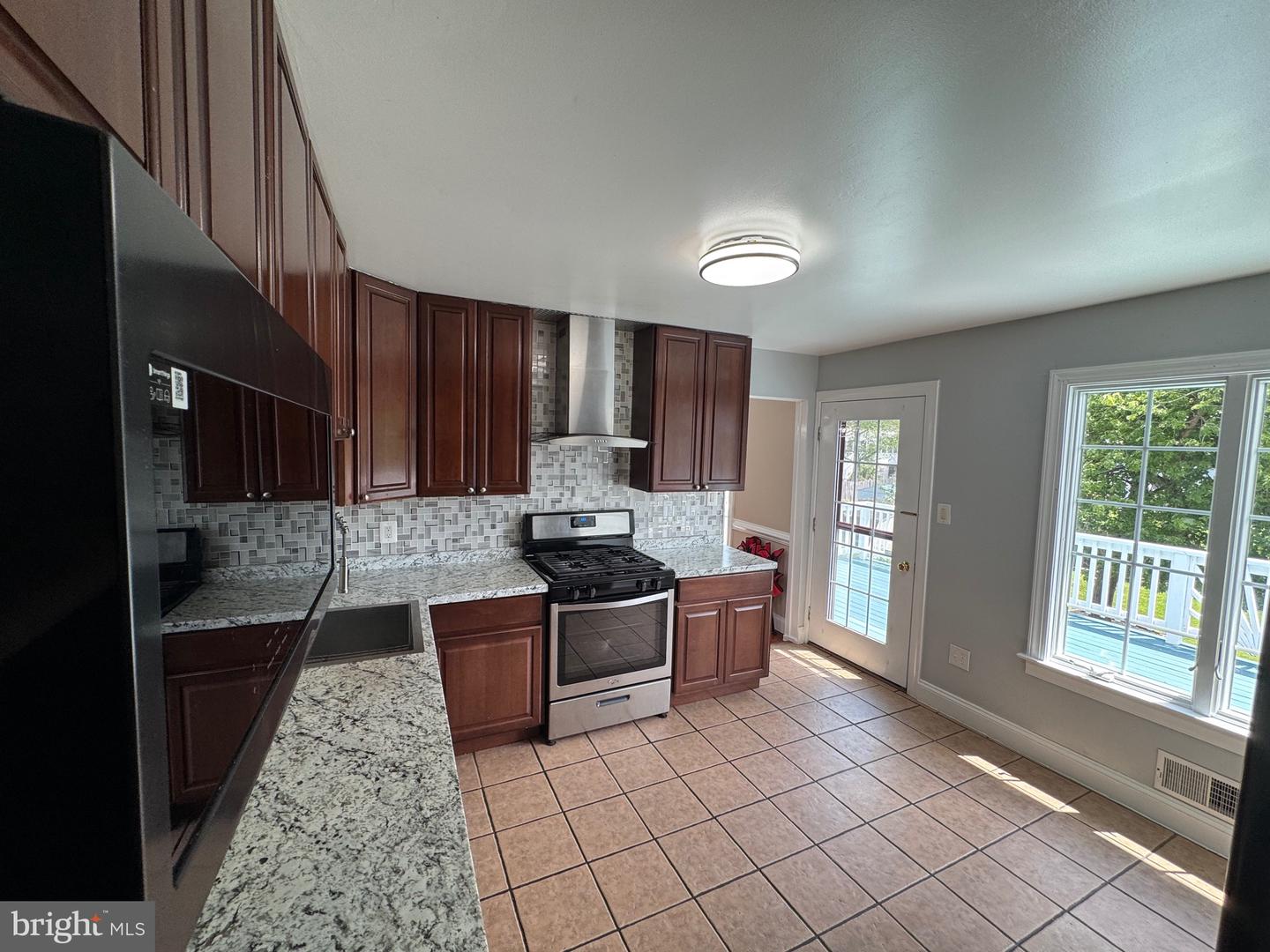 9716 Copeland Dr Property Photo 45