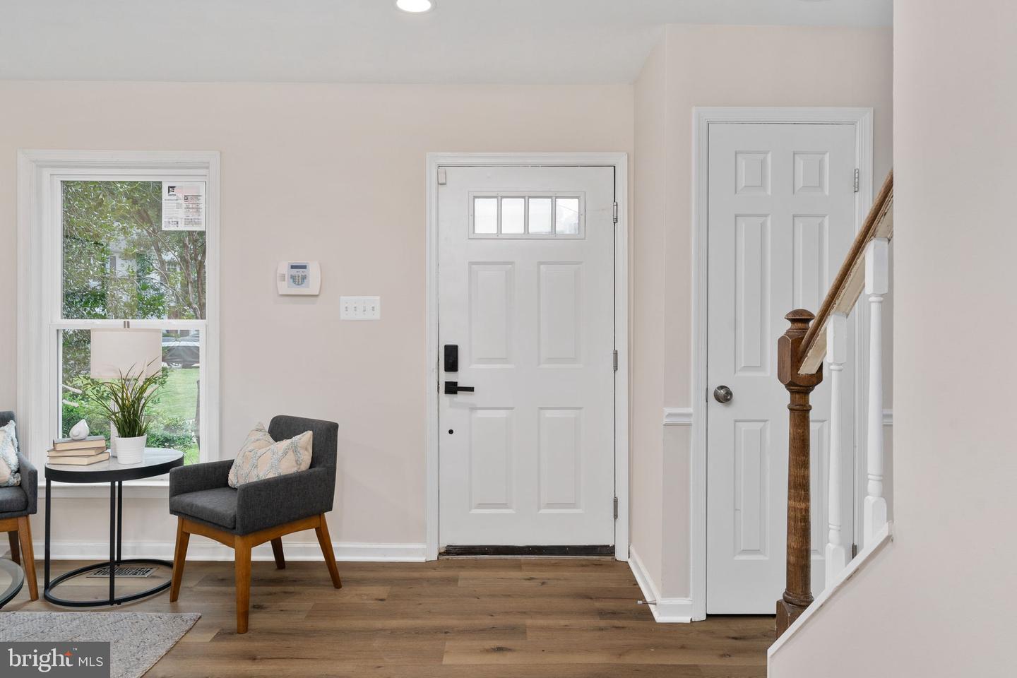 4749 Shadow Oak Ct Property Photo 6