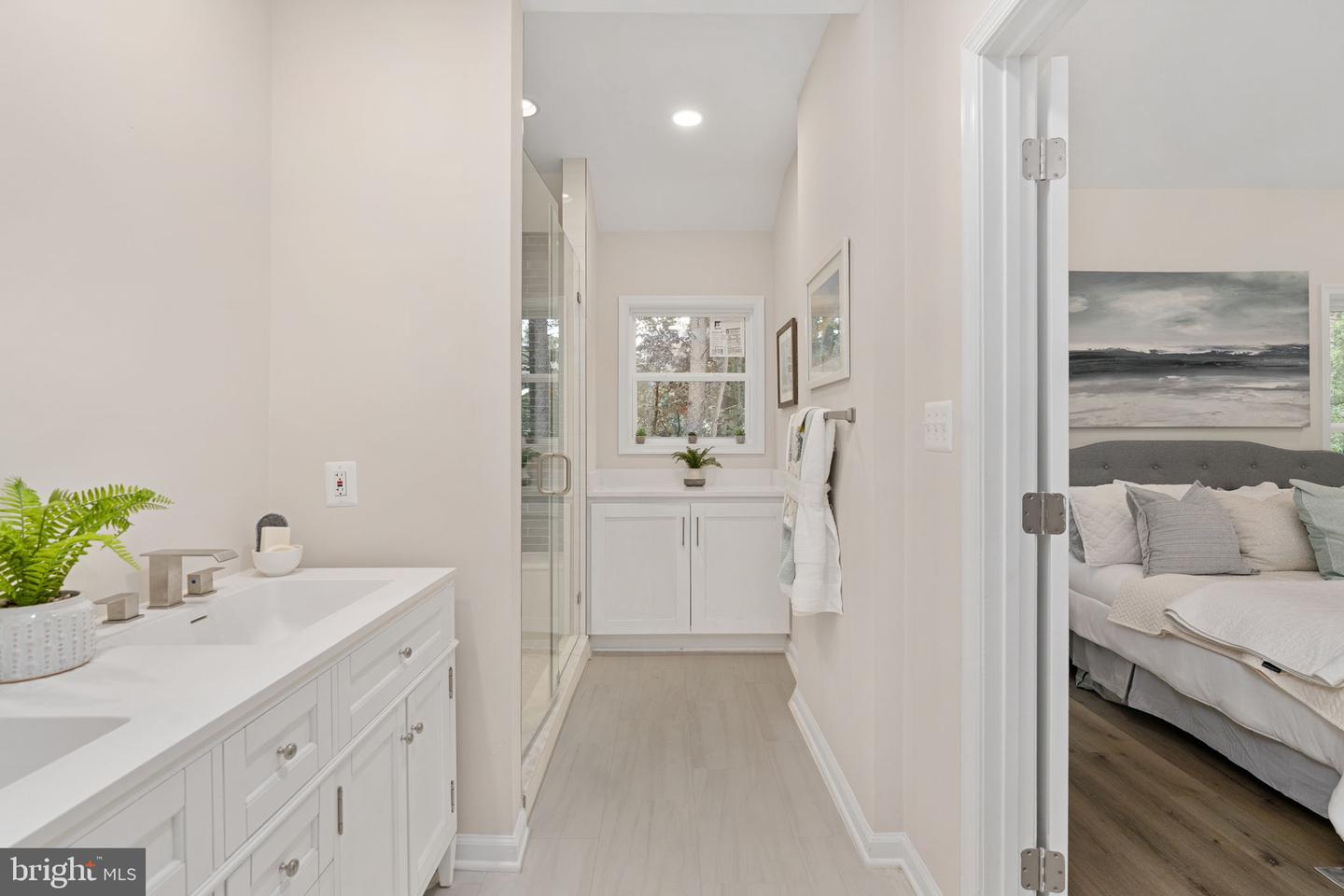 4749 Shadow Oak Ct Property Photo 32