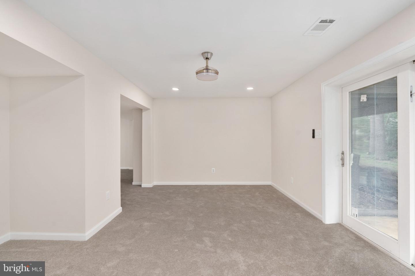 4749 Shadow Oak Ct Property Photo 55