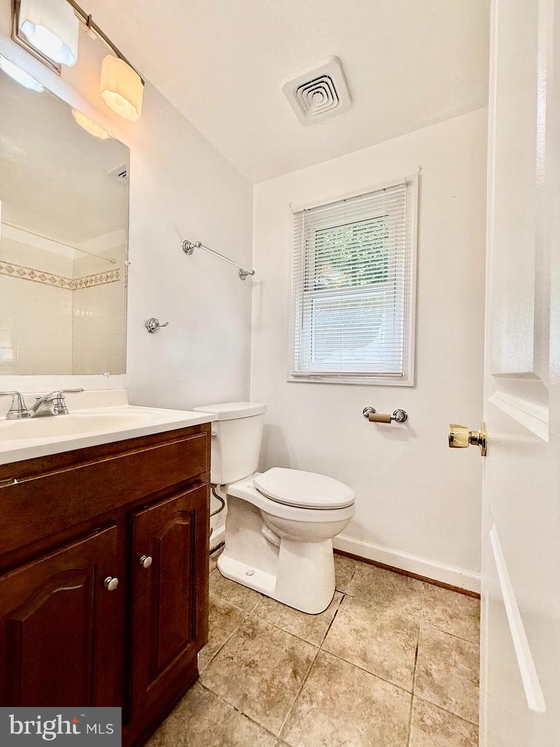 3931 Forestdale Ave Property Photo 21