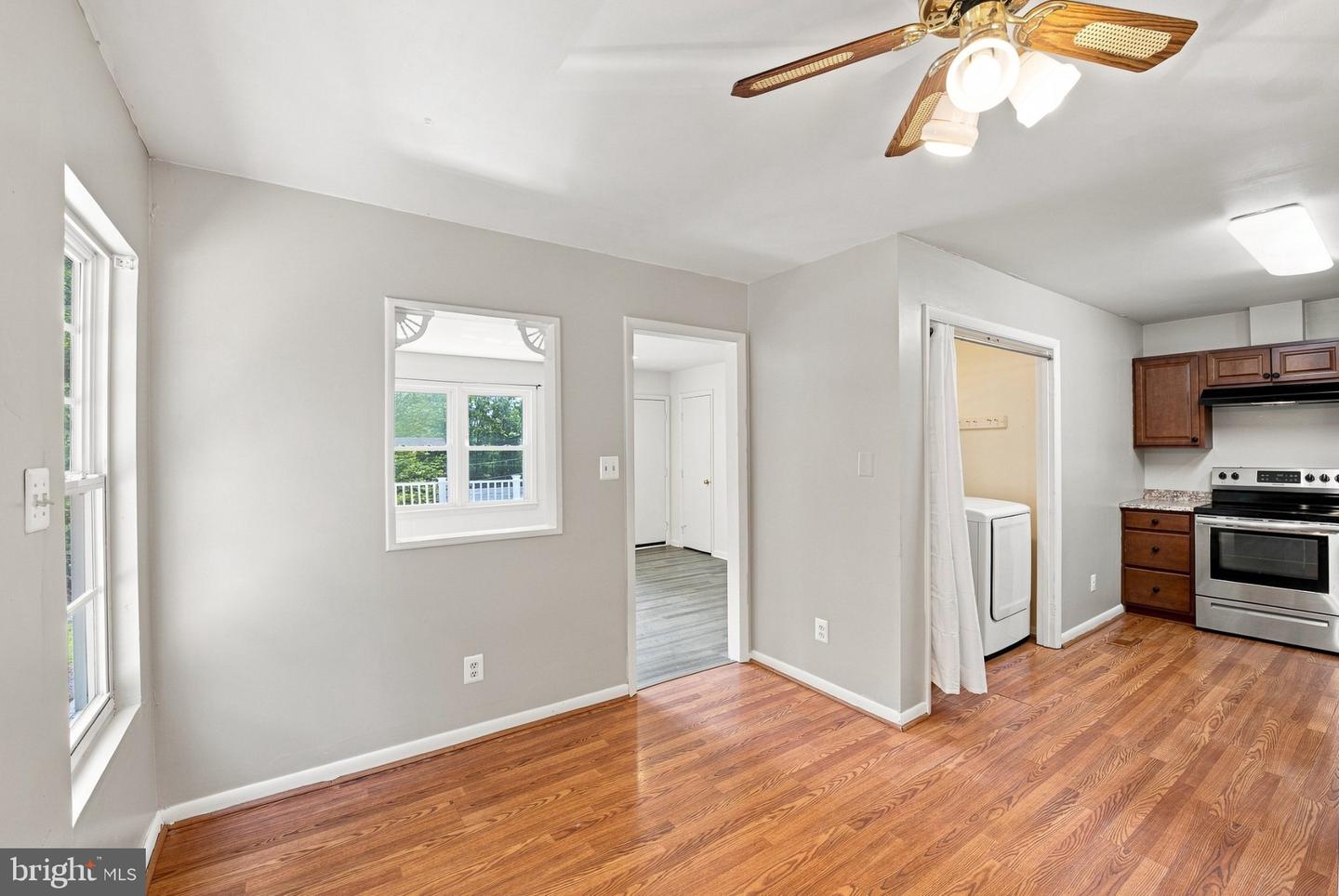 2408 Youngs Dr Property Photo 8