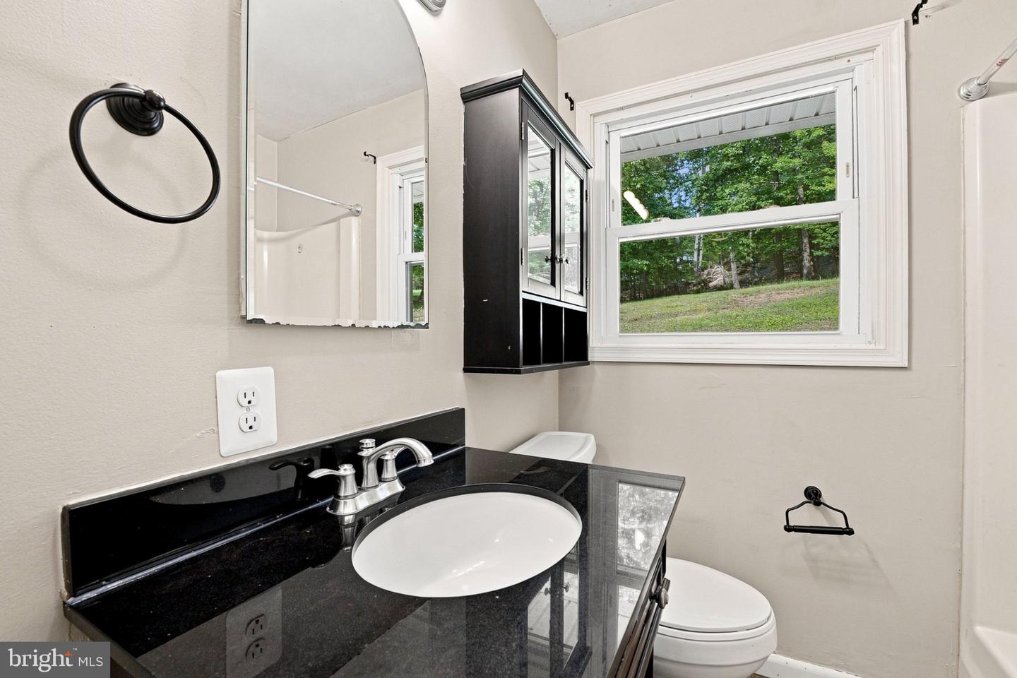 2408 Youngs Dr Property Photo 15