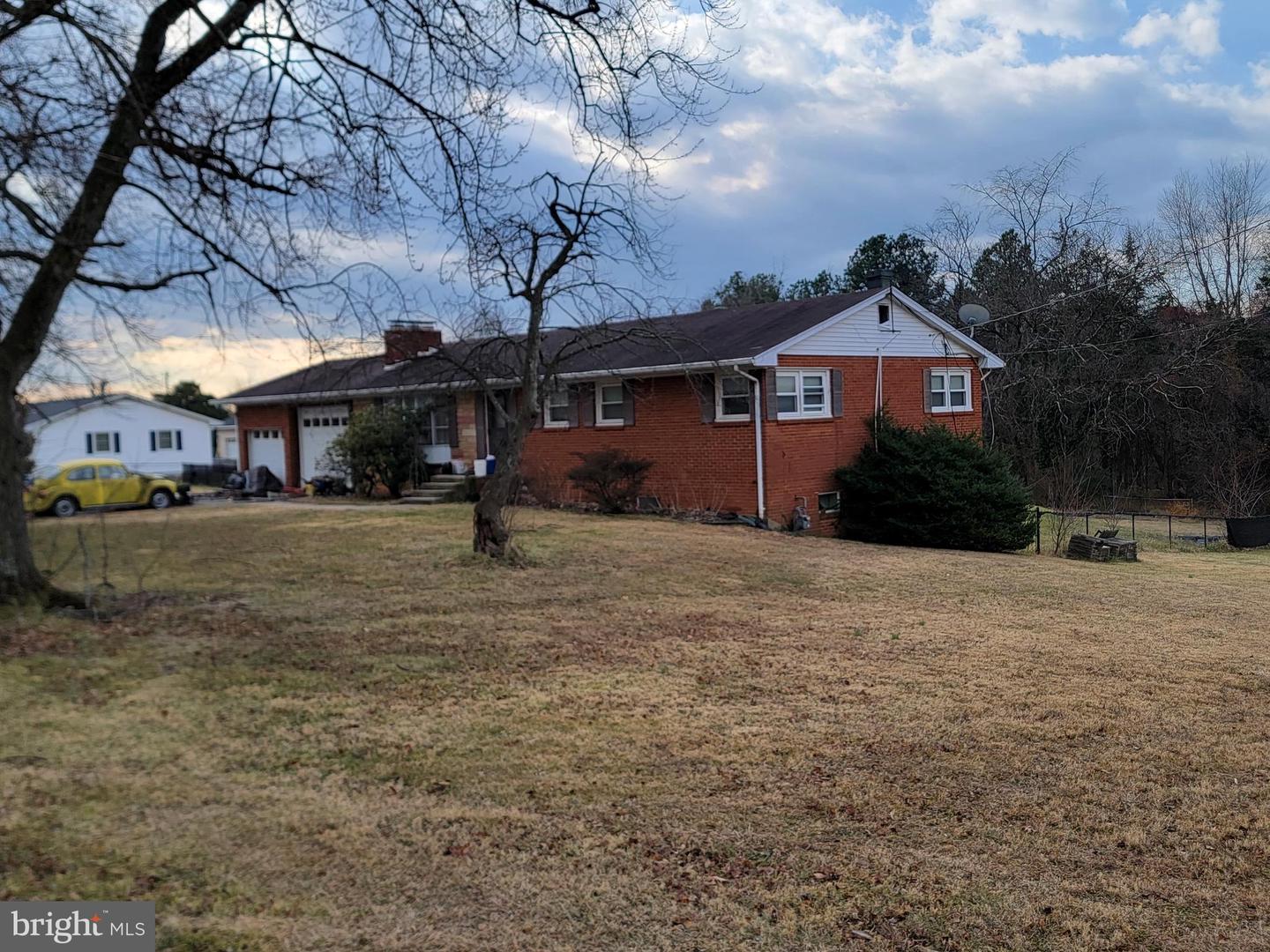 7628 HURON DR Property Photo 1