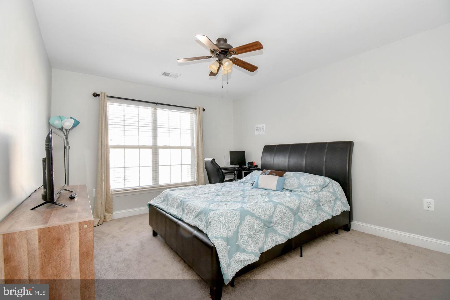 15260 Rosemont Manor Dr Property Photo 8