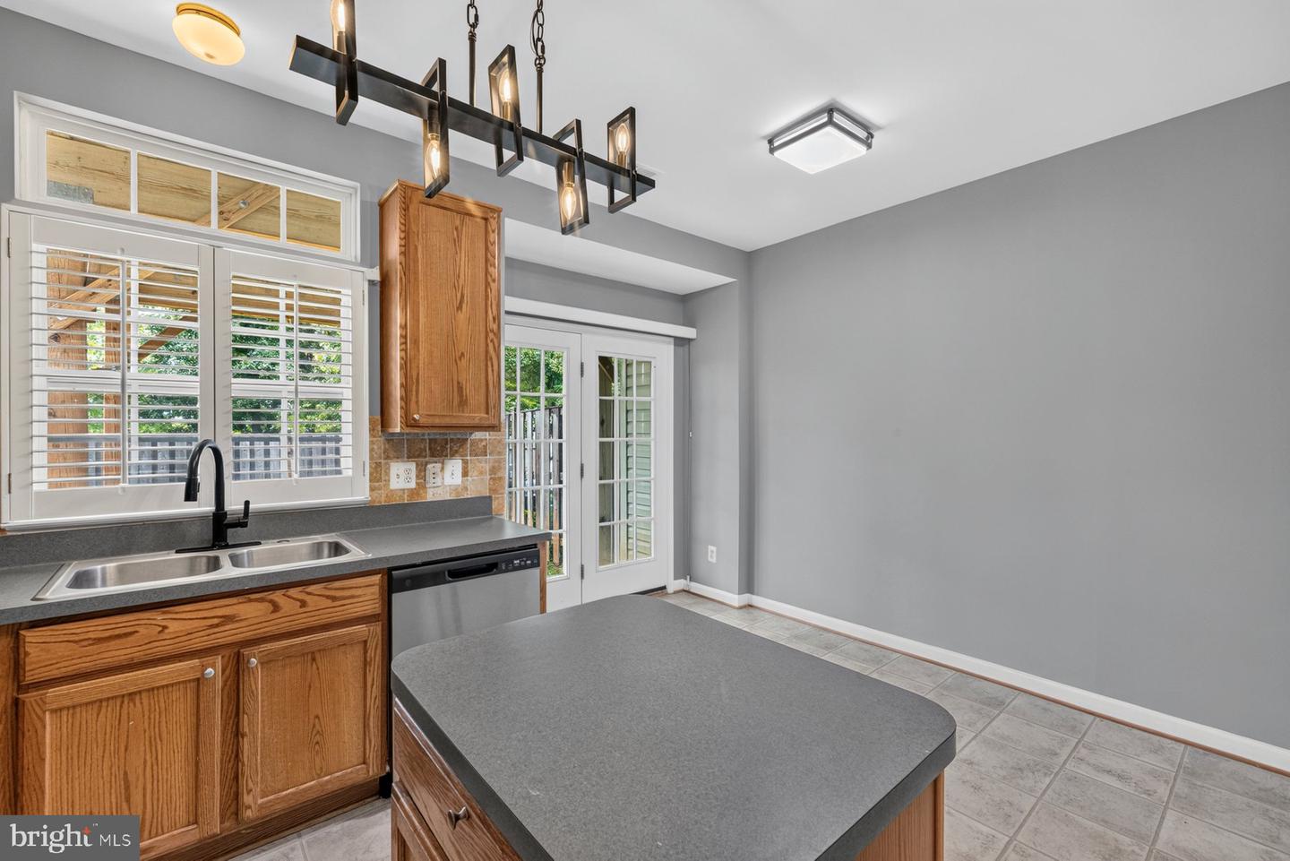 9832 Maitland Loop Property Photo 9