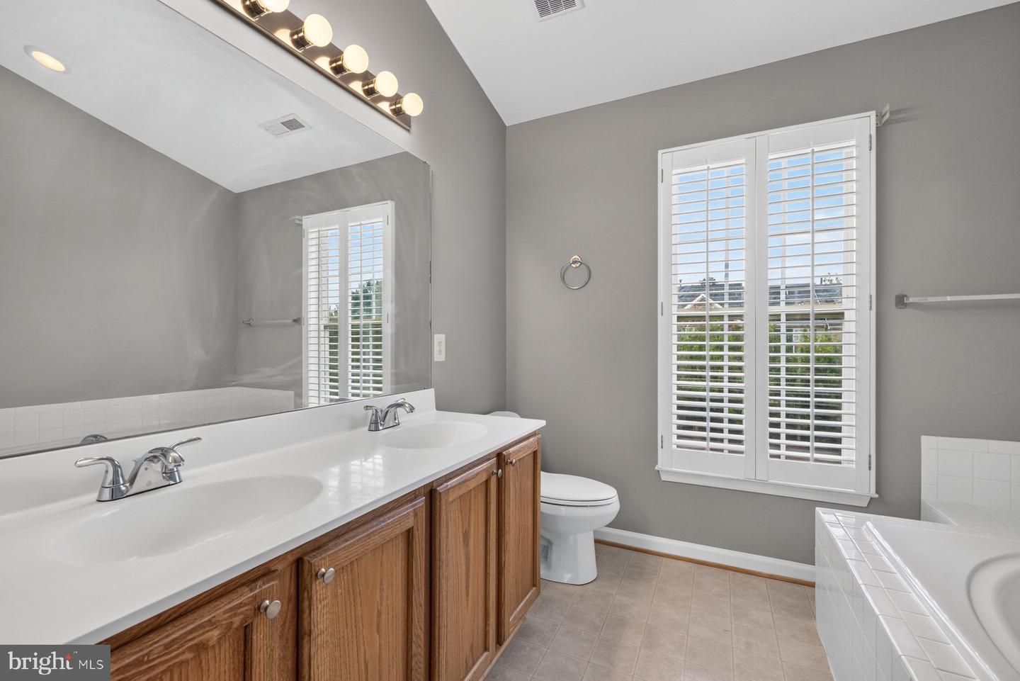 9832 Maitland Loop Property Photo 25