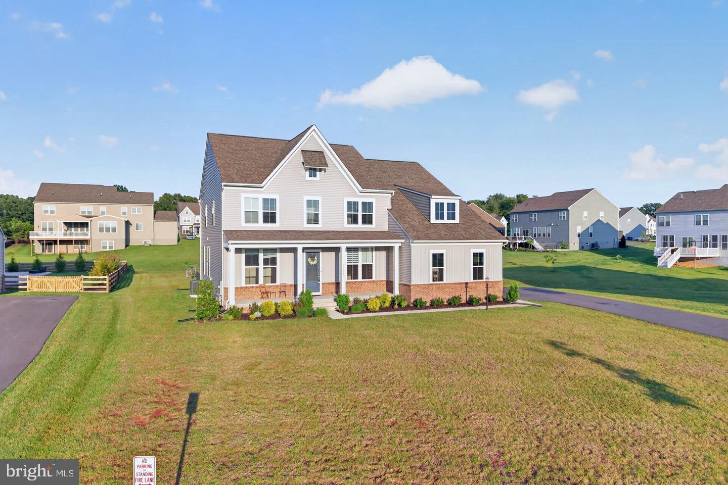 7305 Sugar Magnolia Loop Property Photo 5
