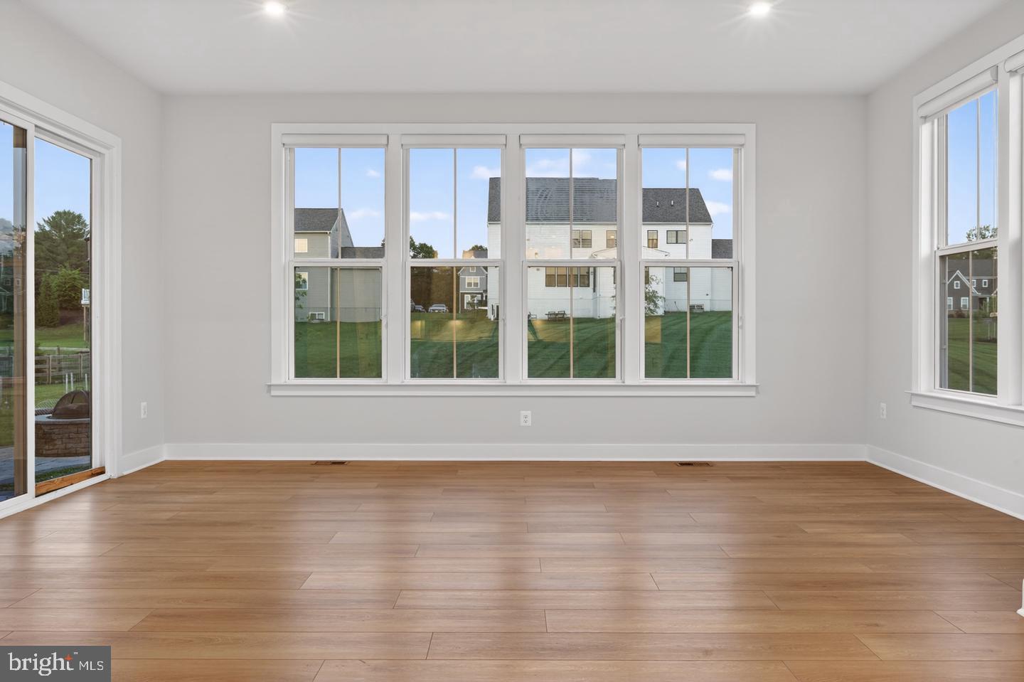 7305 Sugar Magnolia Loop Property Photo 29